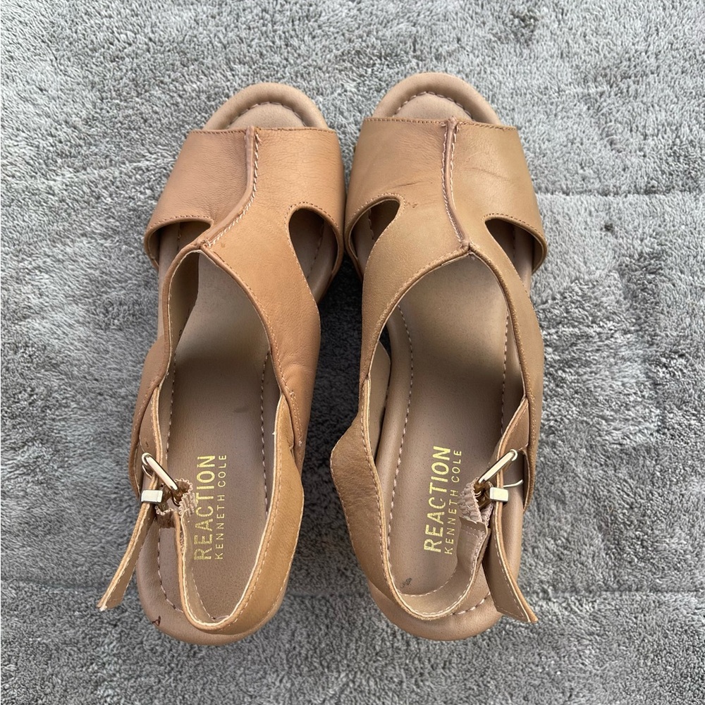 Kenneth Cole Reaction Brown Women's Sandals size 7